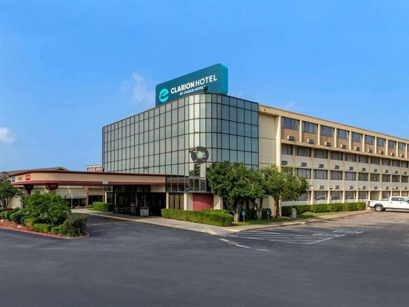 Clarion Hotel Broken Arrow - Tulsa Extérieur photo
