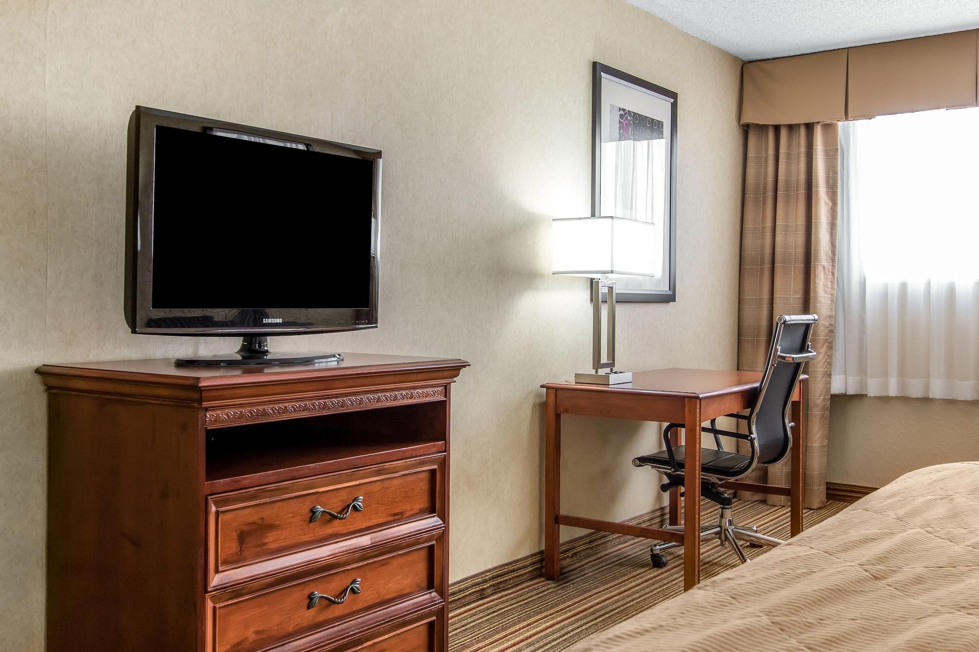 Clarion Hotel Broken Arrow - Tulsa Extérieur photo