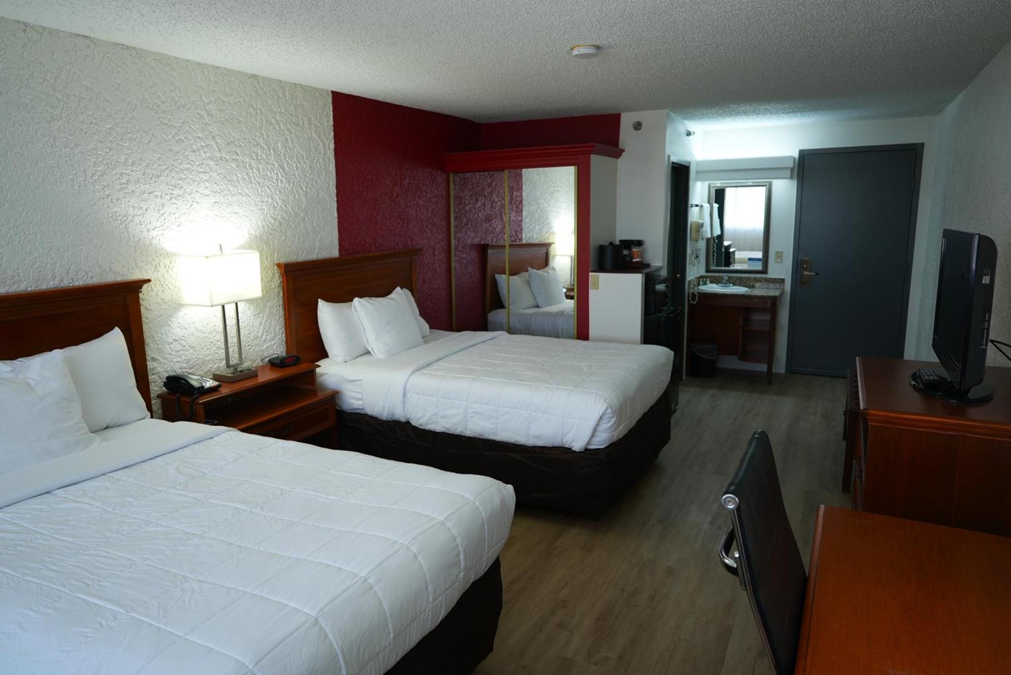 Clarion Hotel Broken Arrow - Tulsa Extérieur photo