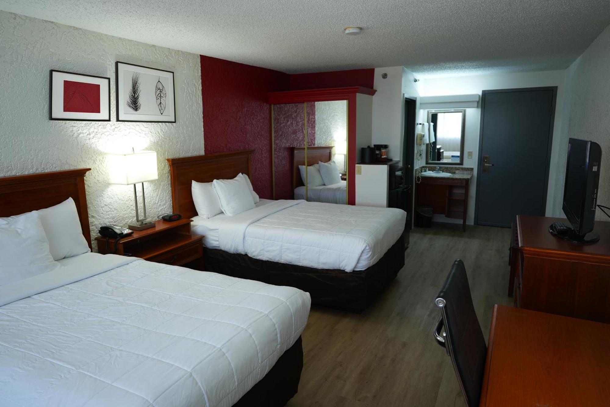 Clarion Hotel Broken Arrow - Tulsa Extérieur photo