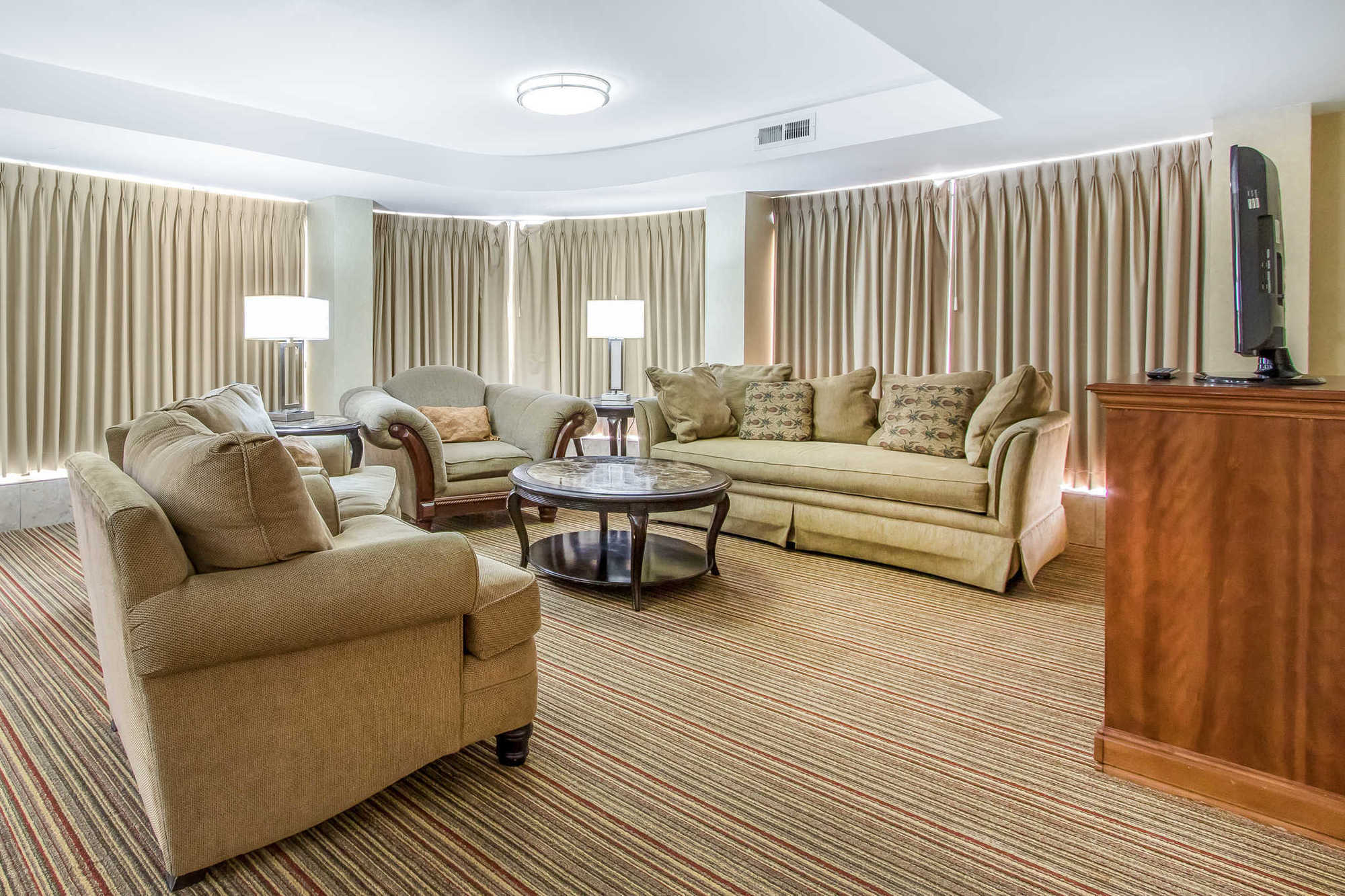 Clarion Hotel Broken Arrow - Tulsa Chambre photo