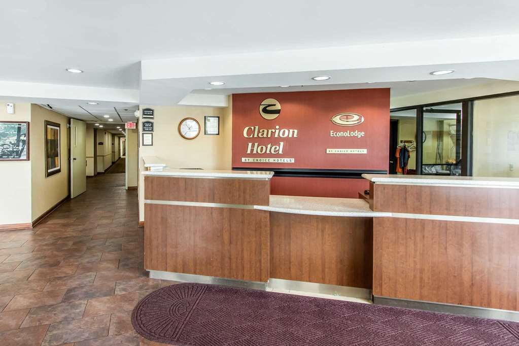 Clarion Hotel Broken Arrow - Tulsa Intérieur photo